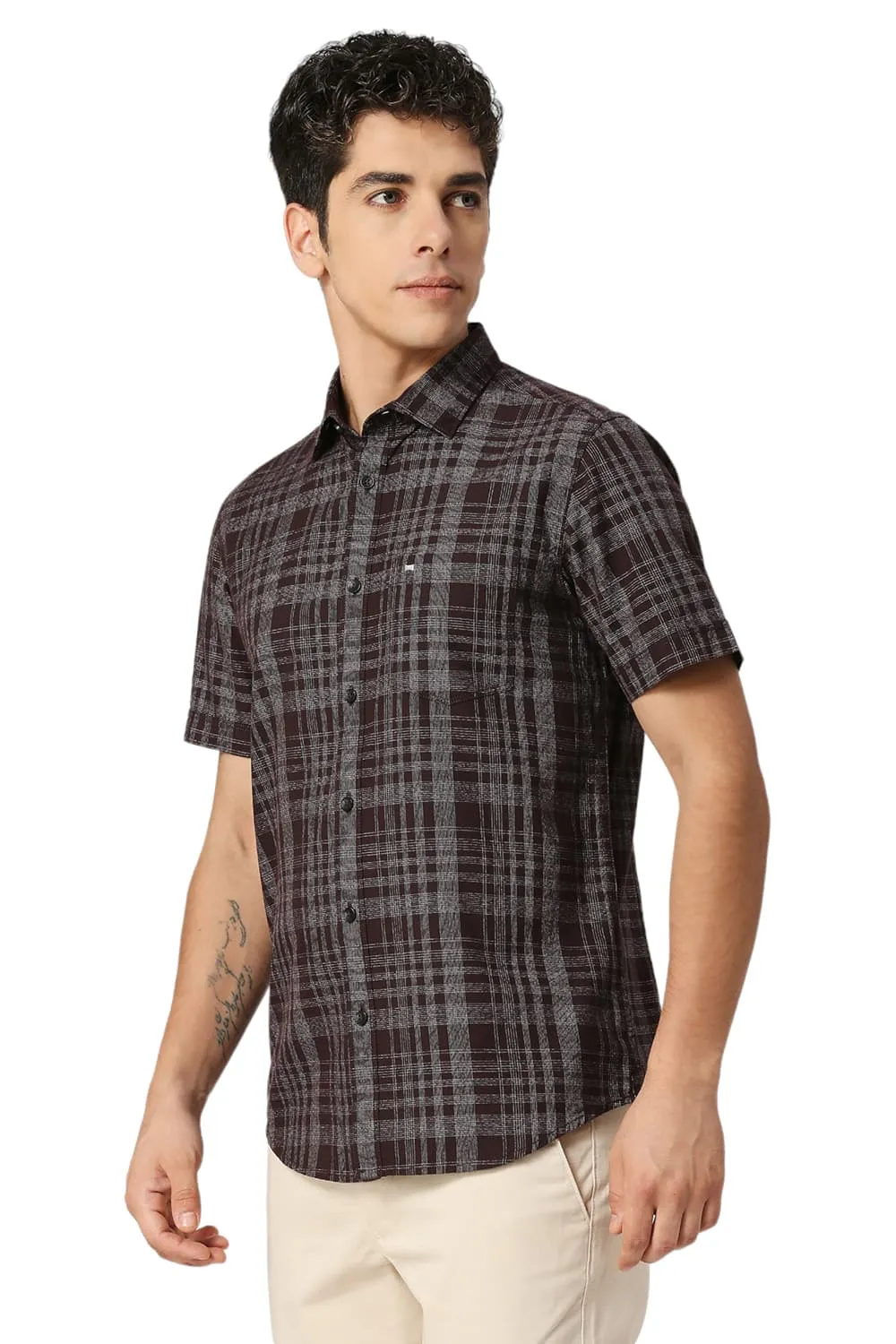 Slim Fit Cotton Twill Grindle Checks Halfsleeves Shirt