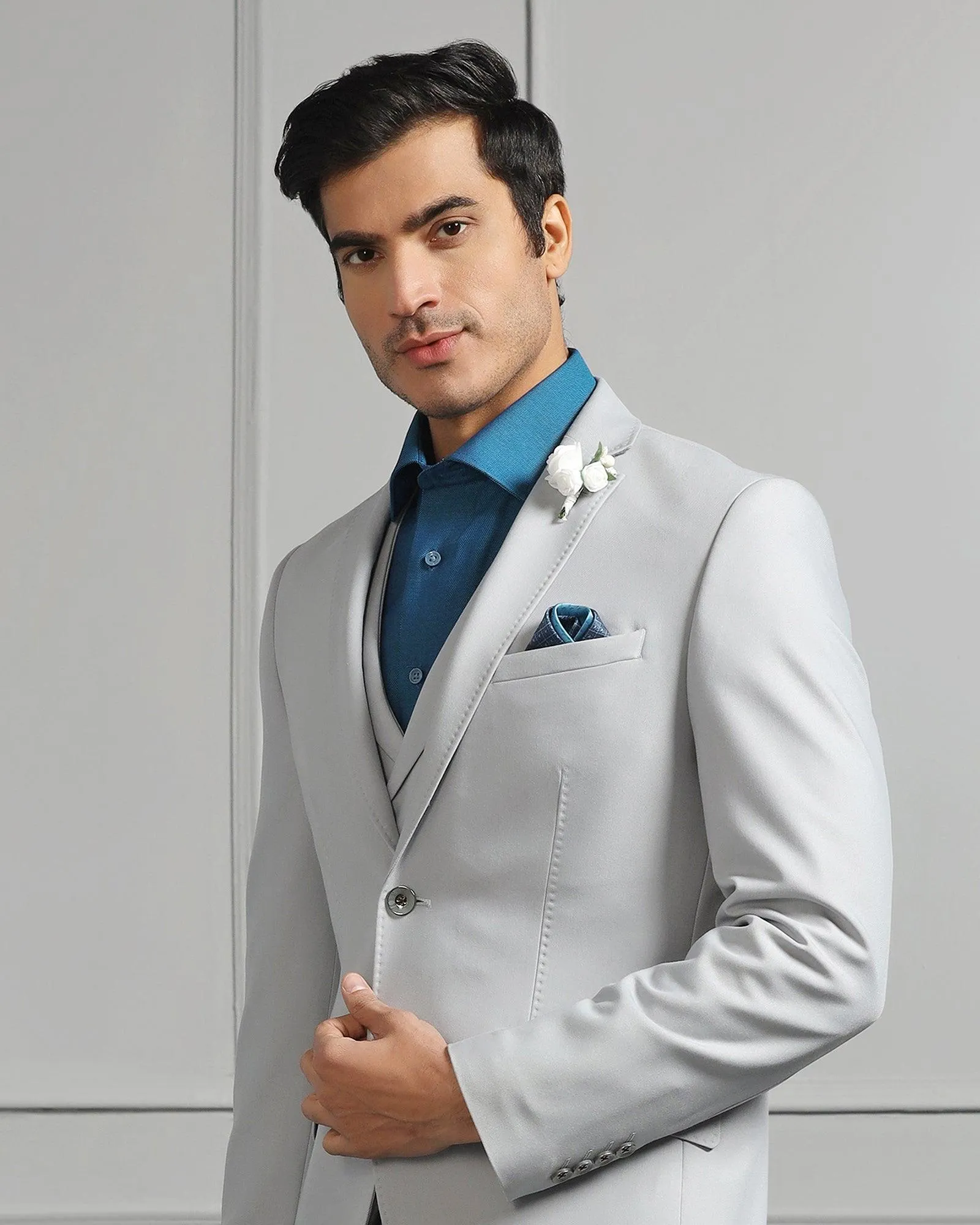 Three Piece Light Grey Solid Formal Suit - Raylit